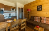 Kitchen and dining - Les Chalets de l'Adet in Saint Lary