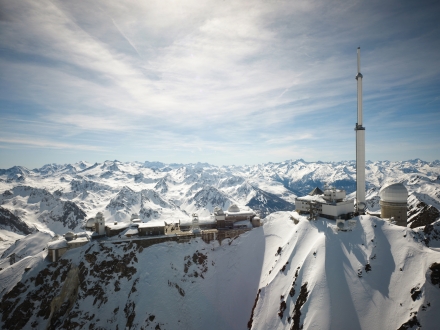 Bareges, Ski Lift.  Hautes Pyrenees 