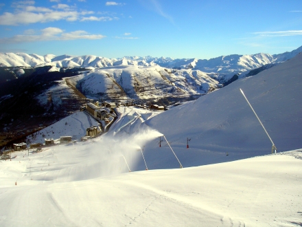 Ski Domain, Saint Lary. Hautes Pyrenees  