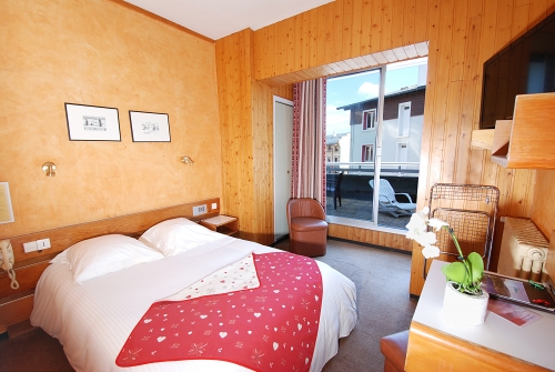 Double Bedroom - Hotel Carlit - Font Romeu